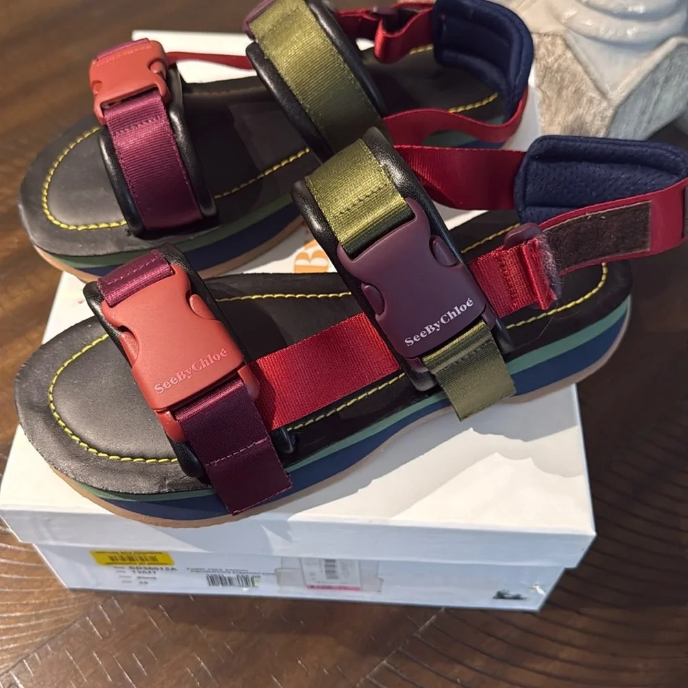 See By Chloe Red Fabri Ysee Sandals - Picture 3 of 8